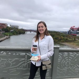 Meet your Posher, Deirdre